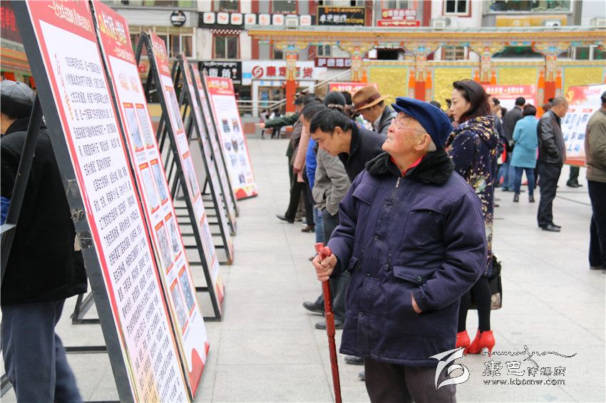 我州紀念紅軍長征勝利80周年主題圖片展掠影