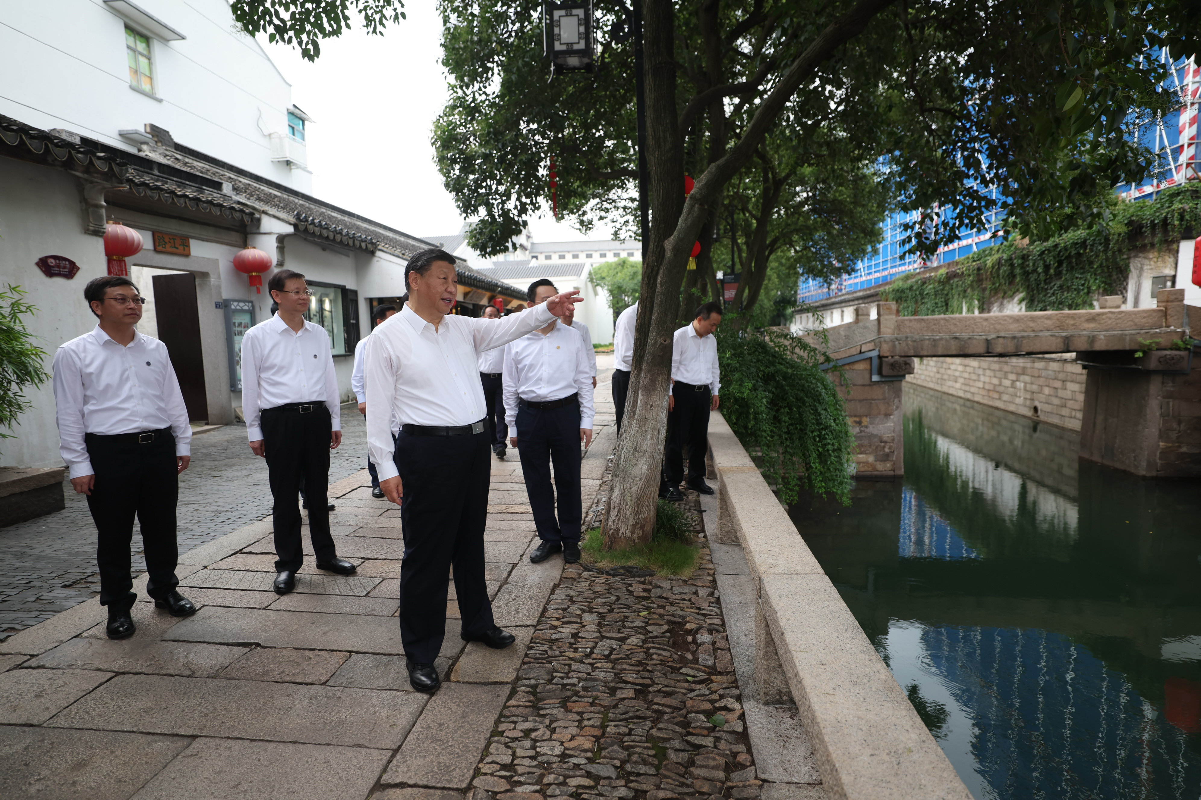 2023年7月6日，習(xí)近平在蘇州平江歷史文化街區(qū)考察。