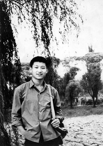 這是1972年，插隊(duì)回京探親時(shí)的習(xí)近平。